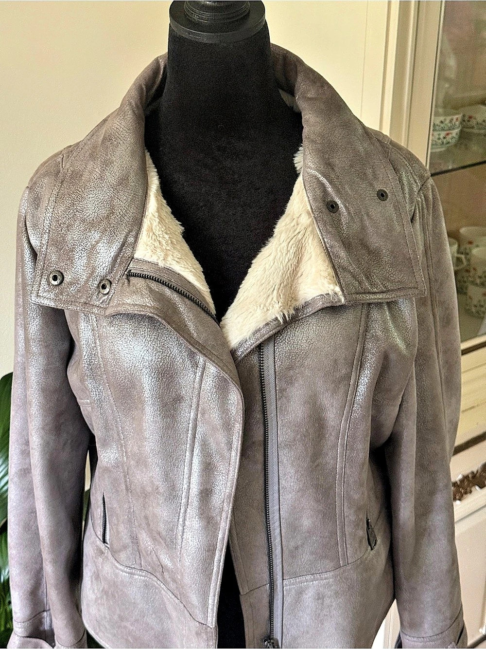 Via Spiga Faux Shearling Moto Jacket Gray XL Like New - Picture 5 of 15